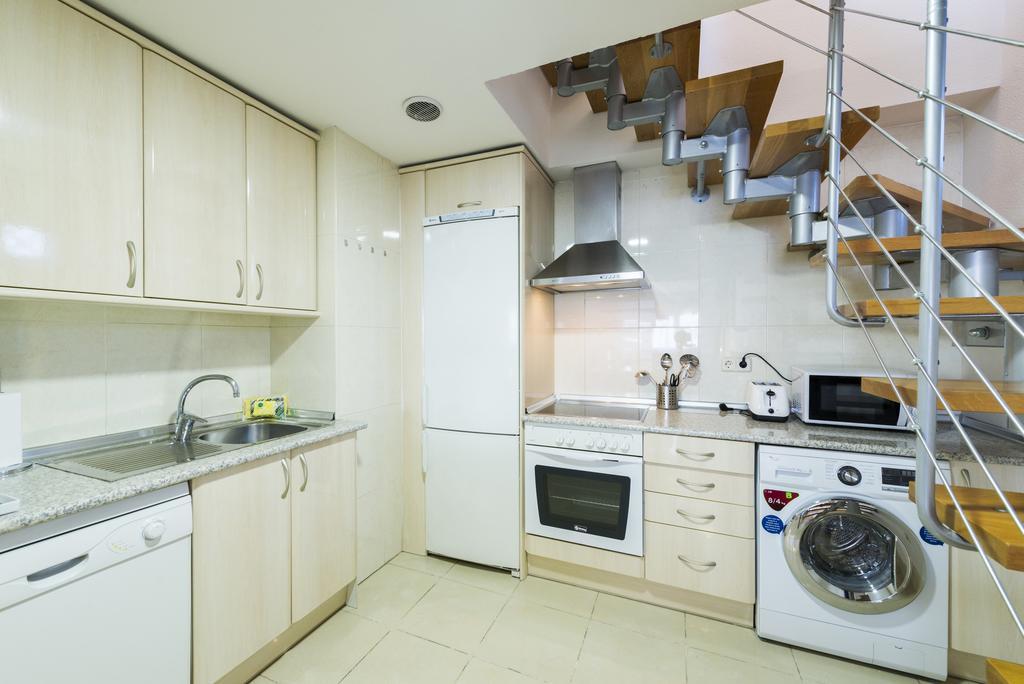 شقة Wootravelling Plaza De Oriente Homtels مدريد الغرفة الصورة